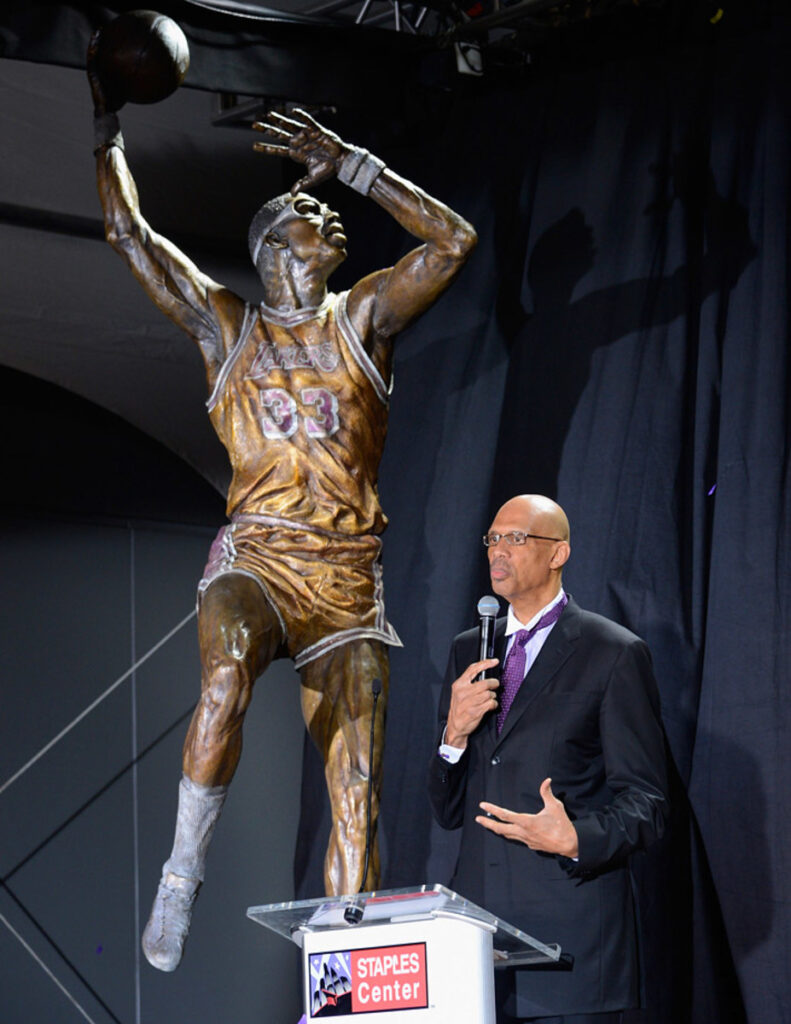 Rottblatt Amrany Kareem Abdul Jabbar statue